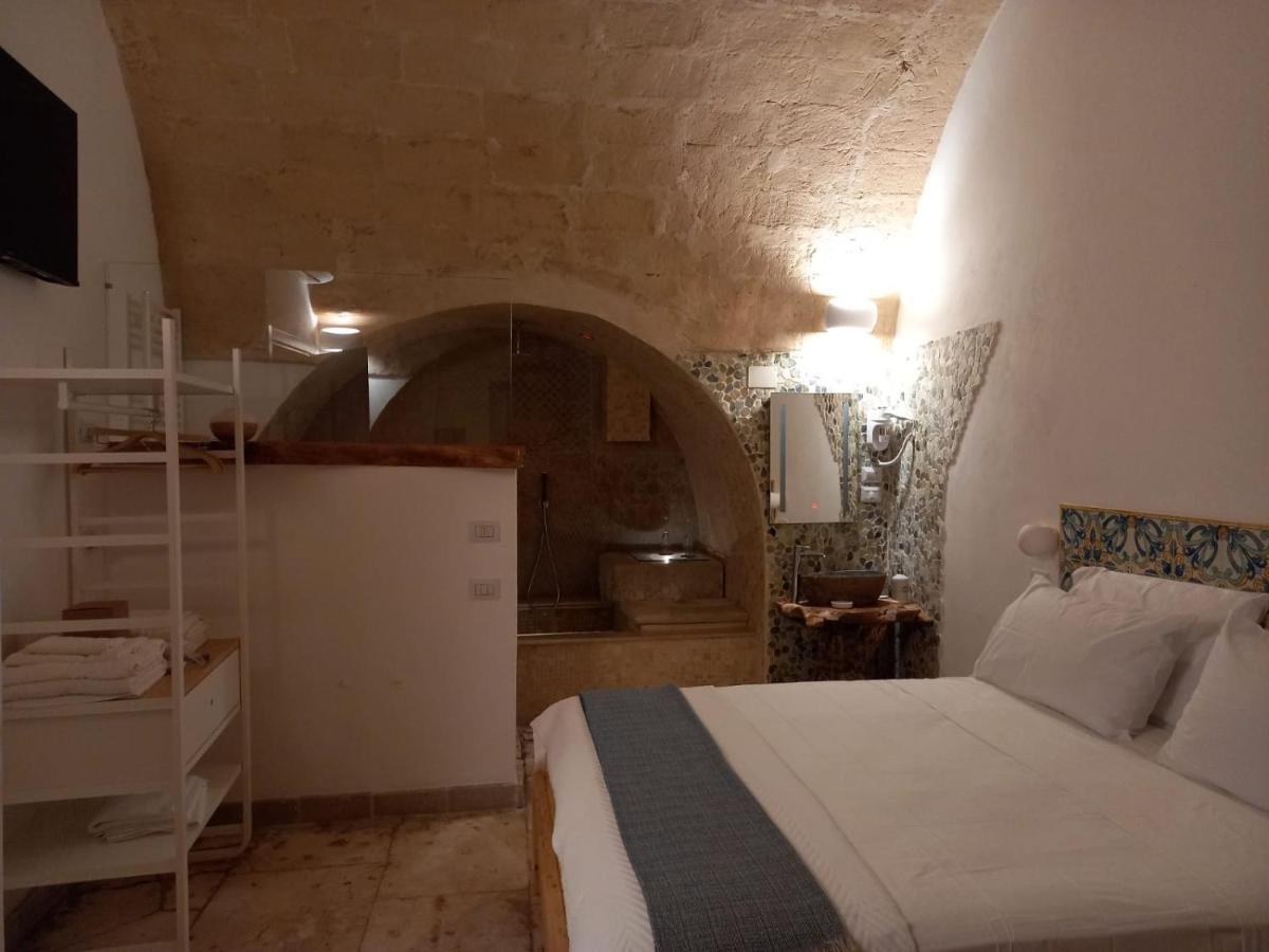 Bed and Breakfast Dioniso Bed & Wellness Tarento Exterior foto